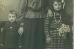 Dominic: (from left to right) My uncle Martin Nicolich (Nikolic) (1910-1989), my grandmother, nonna Duma / Dinka Nikolic (1878-1958) and my mother, Domenica (Duma) Karcic (1907-2001). I\'m guessing that this pictures was taken around 1915.