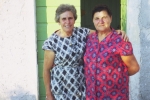 Dominic: My brother-in-law\'s sister (left) Lidia Rerecich (1914-2004) and my teta Marica Nikolic (z plasice 1908-1998).
